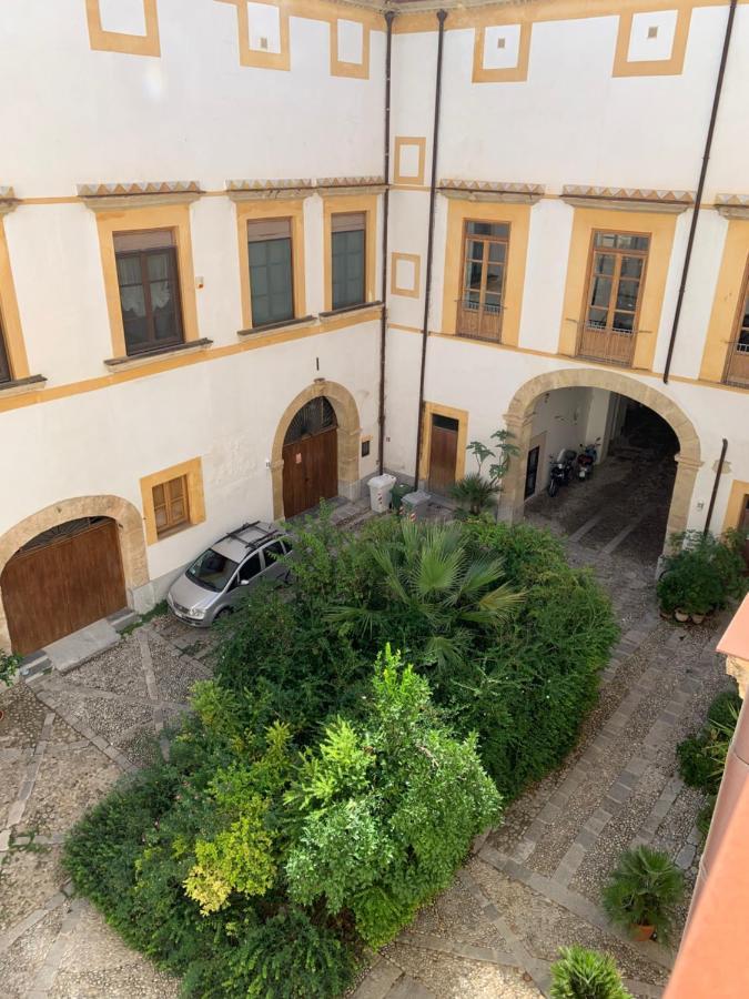 Palazzo Resuttana Apartment Palermo Exterior foto
