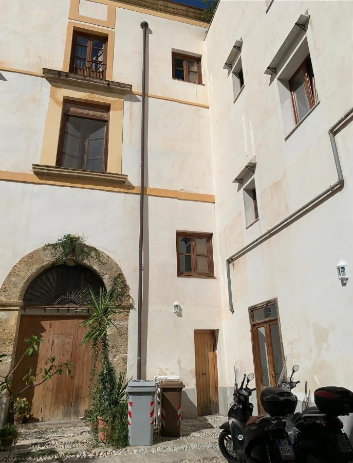Palazzo Resuttana Apartment Palermo Exterior foto
